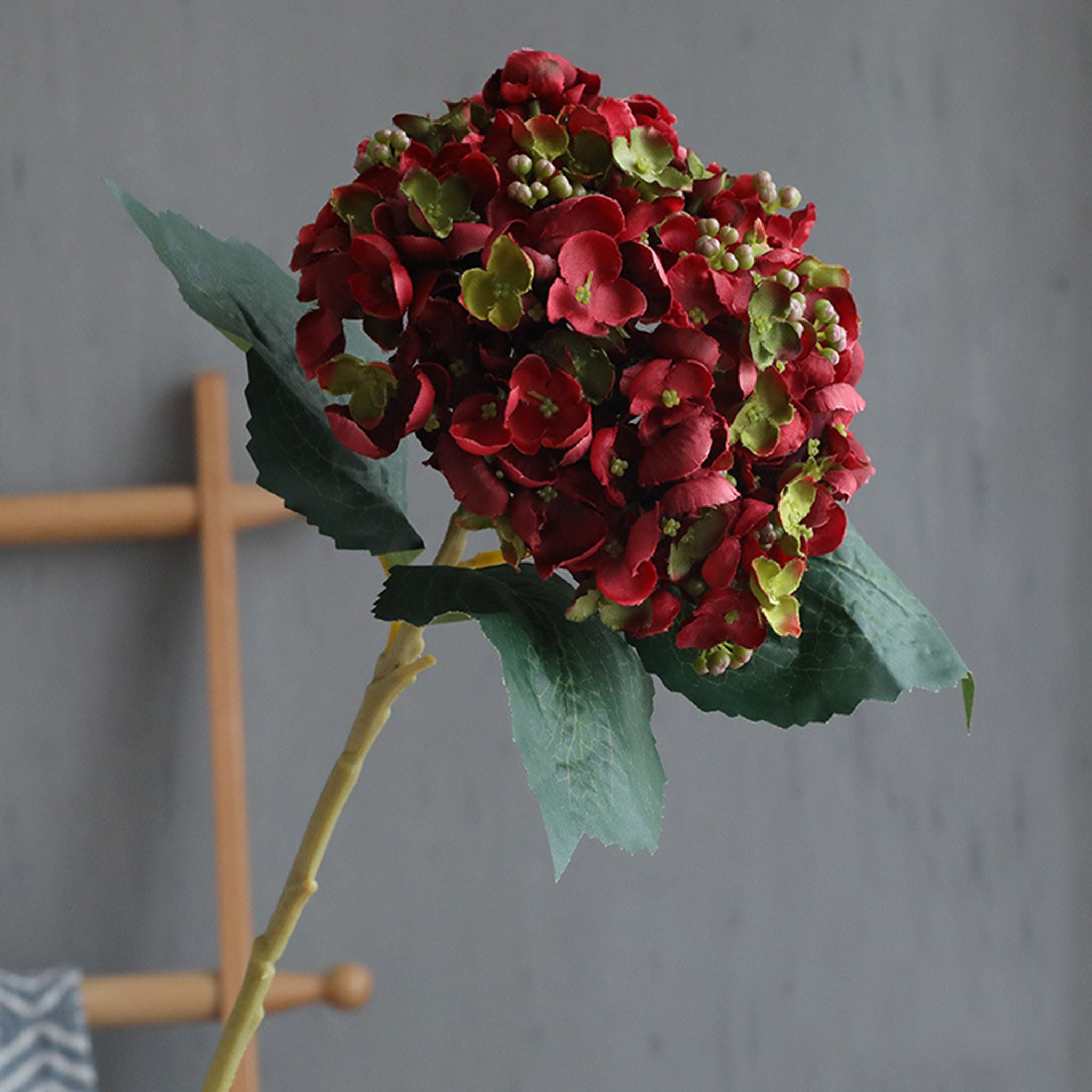 Artificial Hydranage Seeded Hydrangea Bush Red