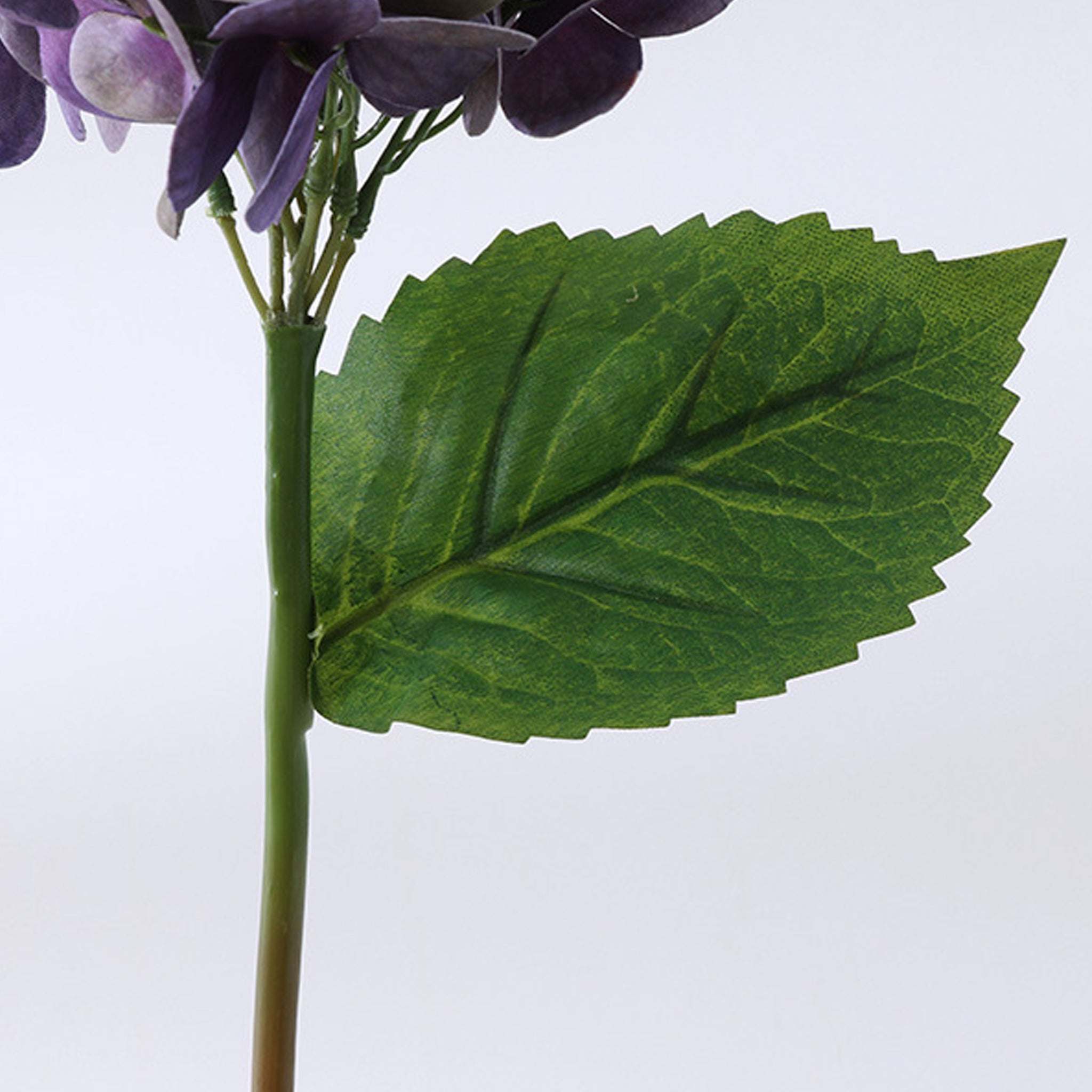 Small Blooms Fake Hydrangea Stem