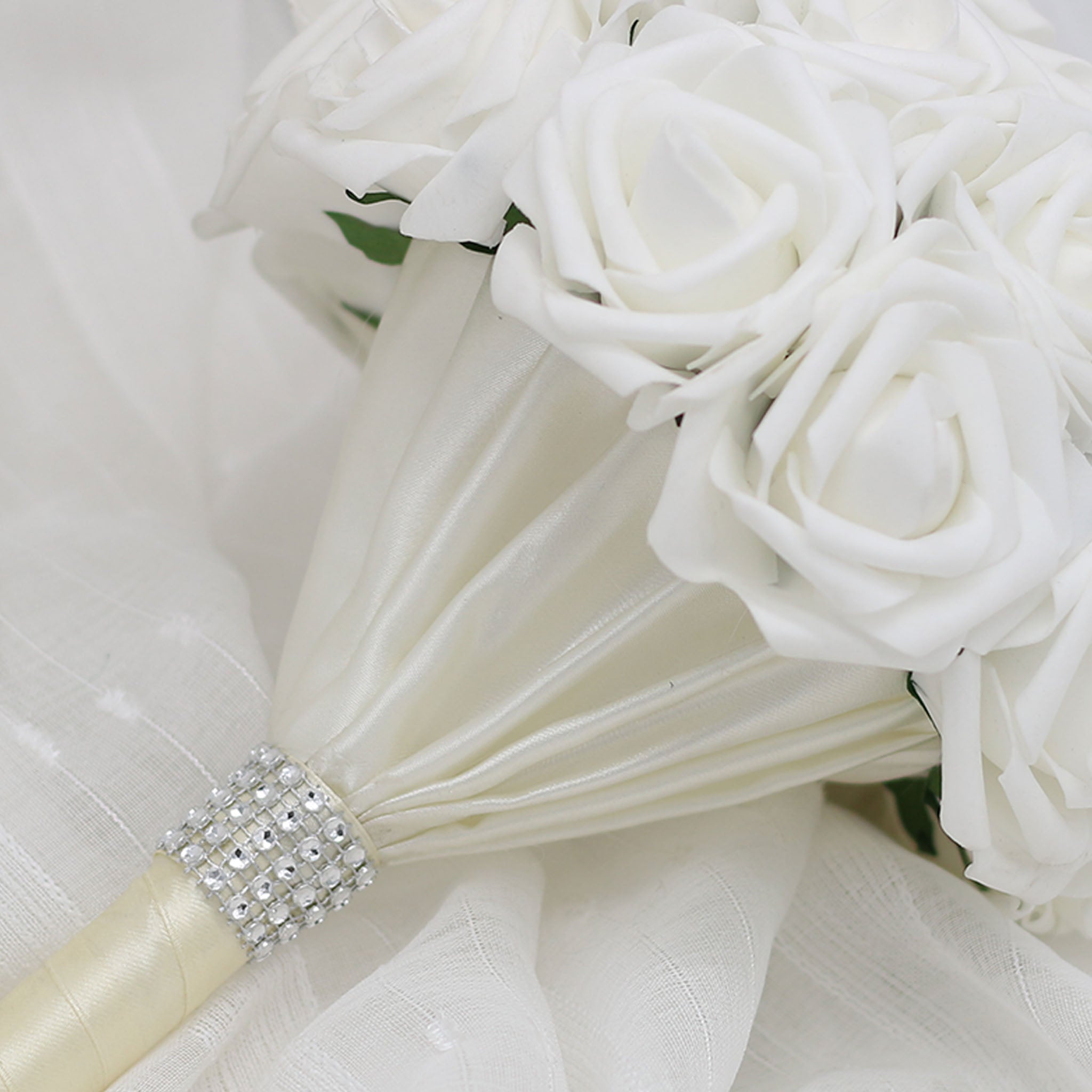 White Roses Bridal Bouquet Artificial Wedding Floral Bouquet