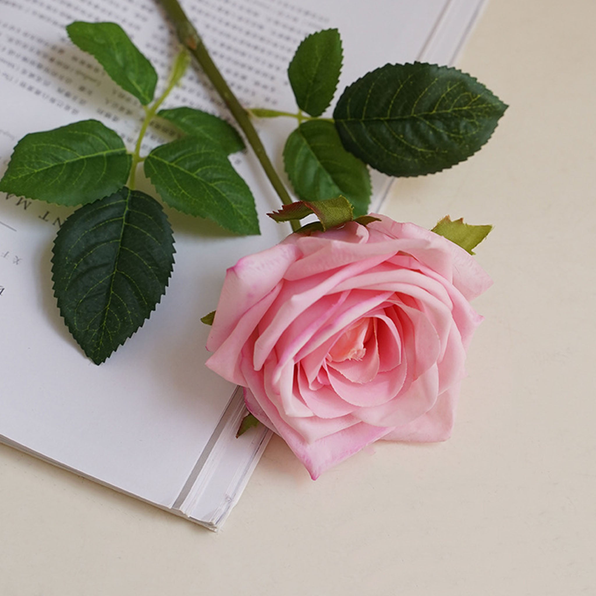 Realisic Faux Flowers Natural Touch Roses