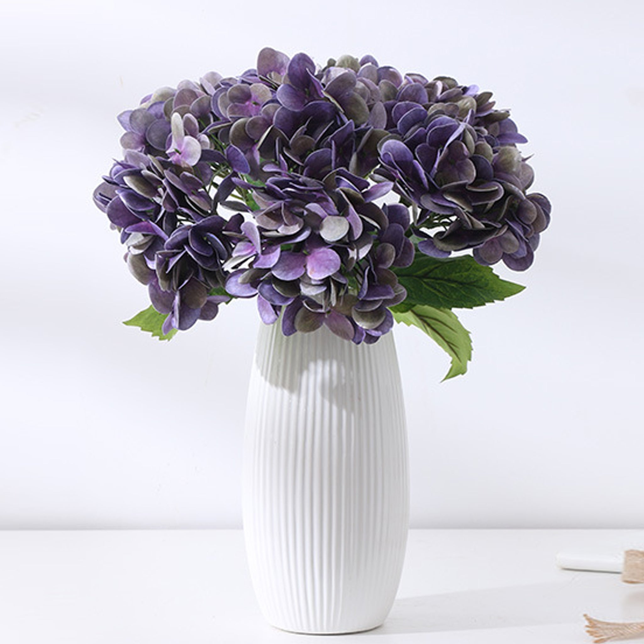 Small Blooms Fake Hydrangea Stem